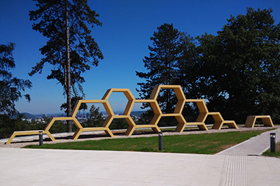 betonskulptur arbeiterinnenkammern screen